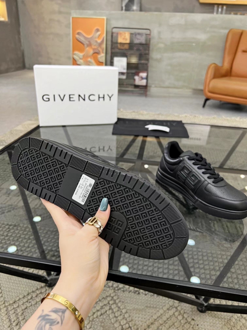 Givenchy Sneakers